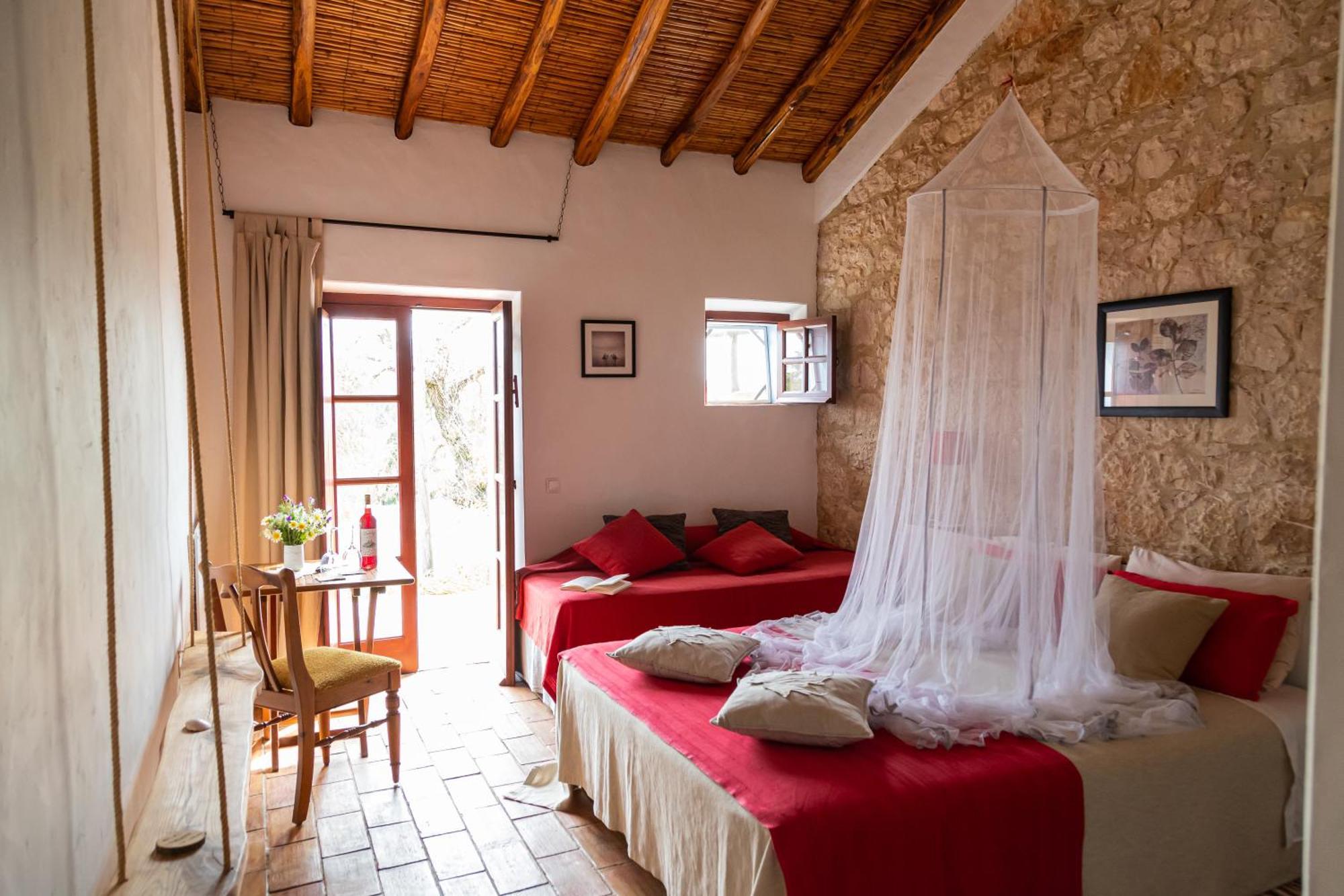 Casas Na Vinha - Monte Da Casteleja, Wine Estate - Eco Turismo Rural Lagos Exterior photo